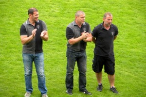 Le trio d'entraineurs du CA Brive, Nicolas Godignon, Didier Casadéï et Philippe Carbonneau, pendant la présentation du groupe briviste pour la saison 2014/2015