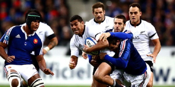 Charles Piutau, l'ailier néo-zélandais, a été le détonateur des Blacks en deuxième mi-temps contre la France