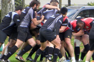 La défense est travaillée pendant cette séance d'entrainement du CA Brive