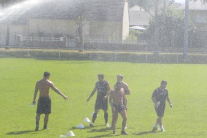 les trois quarts du CA Brive se fécilitent après le test physique