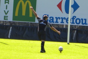 Thomas Laranjeira, le buteur du CA Brive, répète ses gammes à l'entrainement