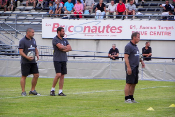 Nicolas Godignon, Didier Casadeï et Philippe Carbonneau vont devoir faire des choix pour dégager leur premier quinze de départ contre le racing metro pour la première journée de rugby de top 14