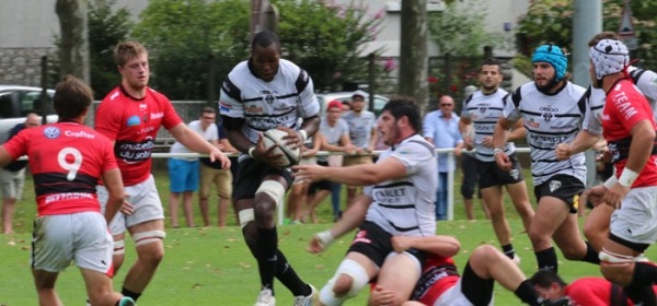 Uanivi et Lavergne apportent leur puissance aux Espoirs du CA Brive dans le match les opposant aux Espoirs du Stade Toulousain
