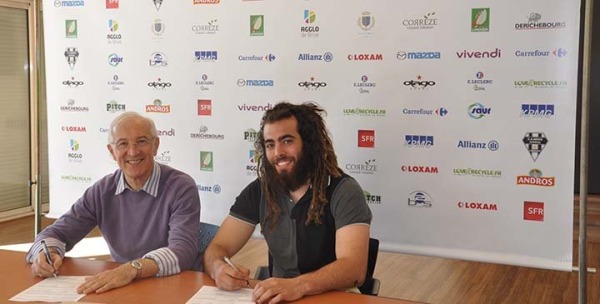 Le jeune joueur du CA Brive, Lucas Lyons, prolonge son aventure avec son club formateur