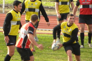 L'ouvreur du CA Brive, Anderson Neisen, pendant la séance d'entrainement du jour