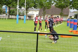 Sous la houlette des préparateurs physiques, les joueurs de Brive travaillent leur endurance