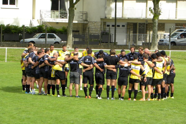 Les joueurs du CA Brive entament la préparation de leur match contre La Rochelle en ouverture du Top 14