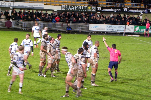 Les avants du CA Brive ont offert des pénalités que Gaëtan Germain a transformé en points