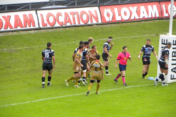 Les joueurs d'Oyonnax sont allés chercher leur maintien en Top 14 au plus profond d'eux-mêmes