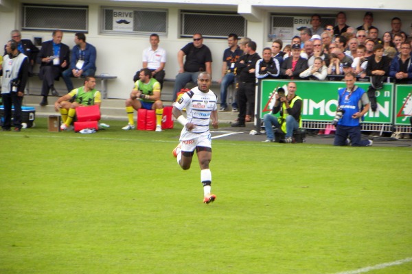 Sortie après sortie, Benito Masilevu, le nouvel ailier du CA Brive, montre qu'il a quelque chose en plus dans son bagage technique