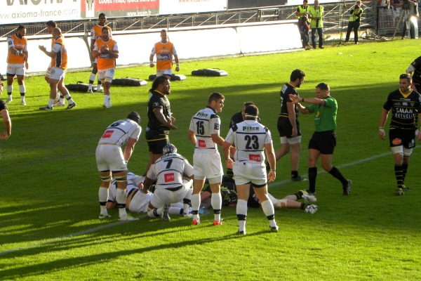 L'ouvreur du CA Brive, Thomas Laranjeira, inscrit le troisième essai de son équipe, synoyme de bonus offensif