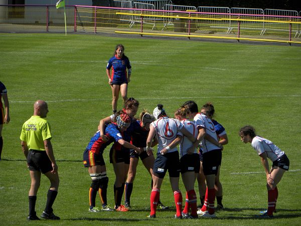 img-contenu-resume-rugby-7-feminin-etape-malemort-1