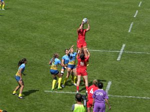 img-contenu-resume-rugby-7-feminin-etape-malemort-6