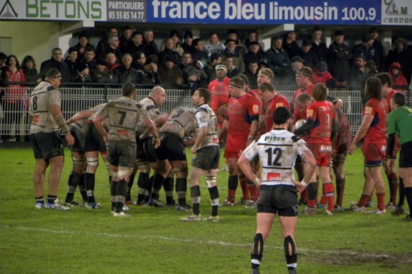 img-accroche-vu-en-tribunes-match-top14-brive-grenoble