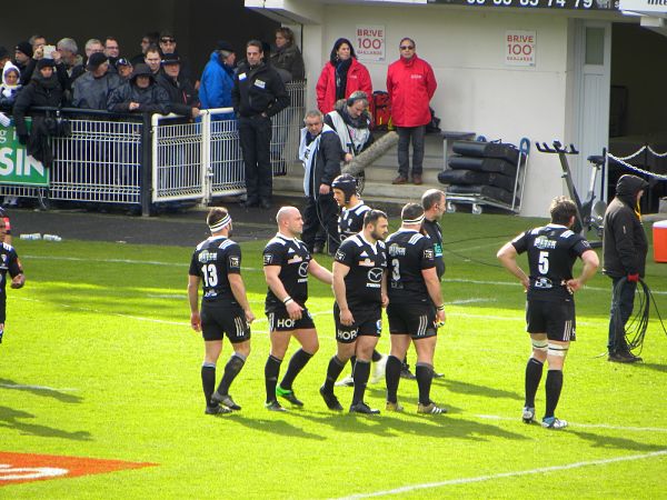 Avec ses coéquipiers du CA Brive Arnaud Mignardi, François Da Ros et Arnaud Méla, Karlen Asieshvili se prépare à affronter le Stade Toulousain en Top 14