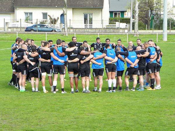 Les joueurs du CA Brive se préparent à affronter l'US Oyonnax en Top 14