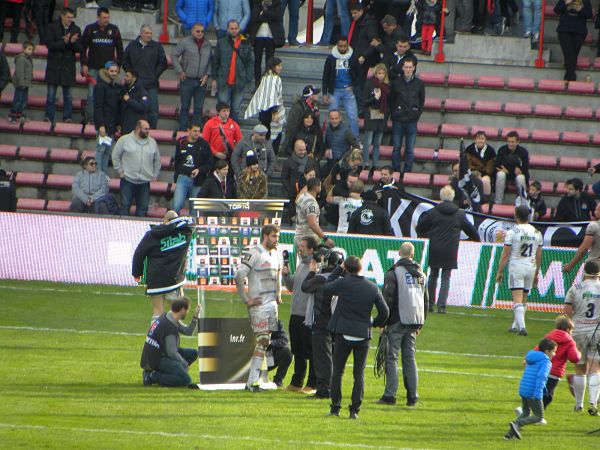 Julien Ledevedec répond aux questions d'Arnaud Costes pour Canal+Sport à l'issue de la défaite du CA Brive sur la pelouse du Stade Toulousain