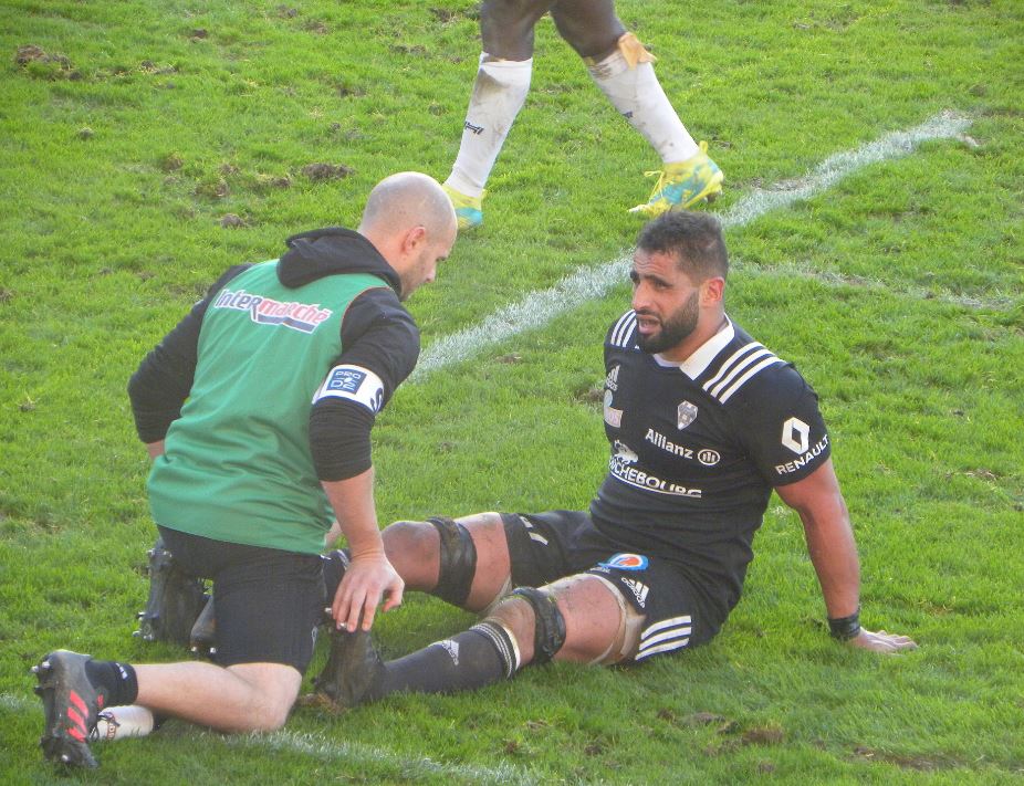 Le capitaine Hirèche à terre contre Oyonnax