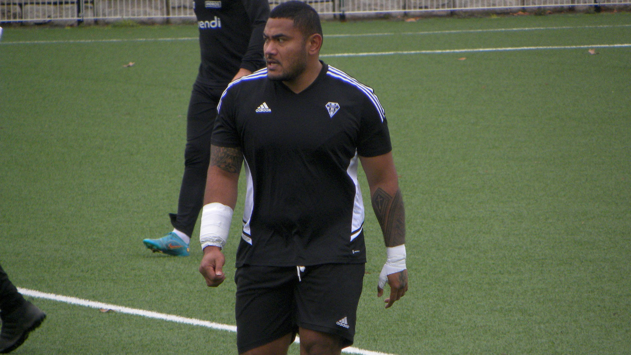 Transition: Tietie Tuimauga leaves CA Brive and joins Montauban as a medical clown